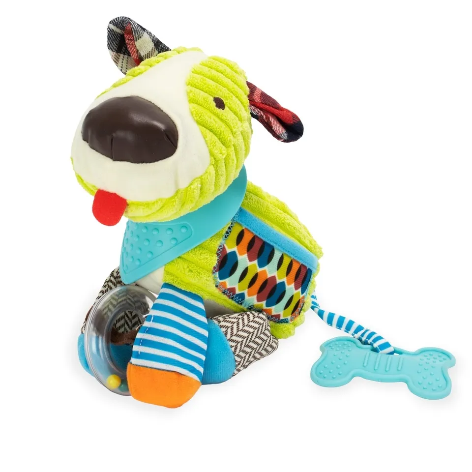 Cachorro de pelúcia na cor colorido