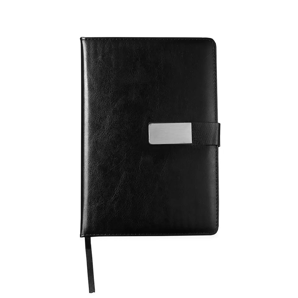 Caderneta de couro sintético personalizada 96 folhas com pauta 21,2 × 14,5 cm na cor preto