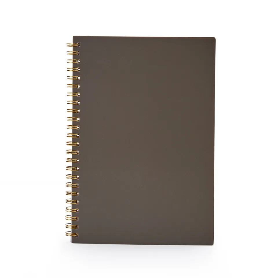 Caderno A5 plástico personalizado 80 folhas com pauta 21,2 × 15 cm na cor marrom