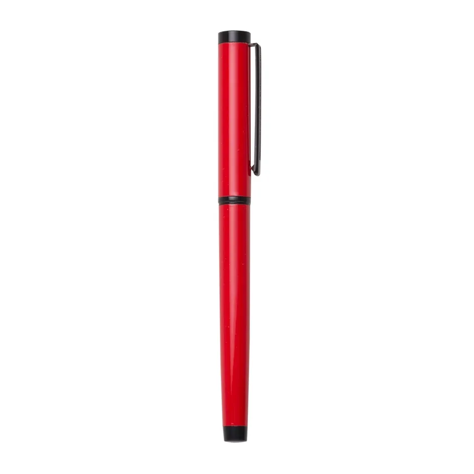 Caneta de metal personalizada com tampa na cor vermelho