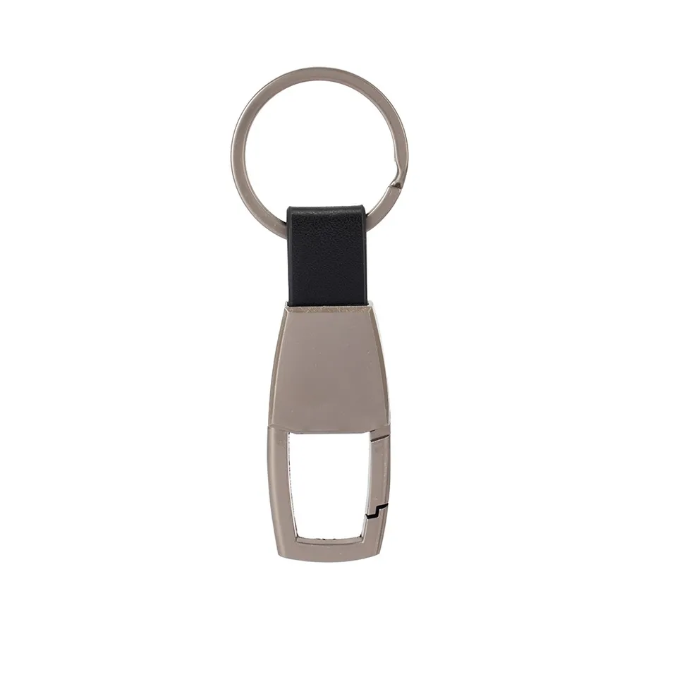 Chaveiro de metal personalizado com mosquetão na cor cinza