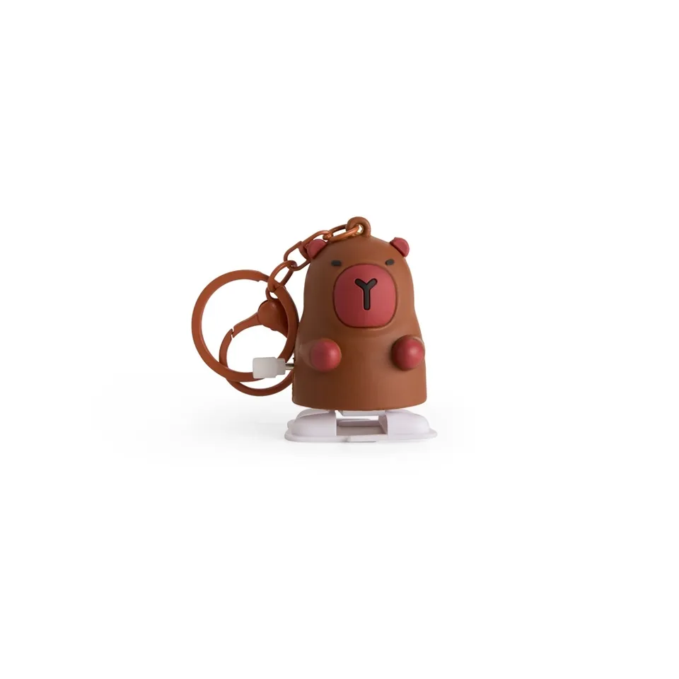 Chaveiro capivara de plástico personalizado na cor colorido