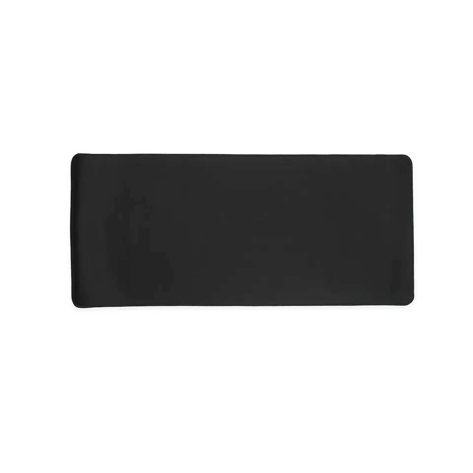 Desk pad de poliéster personalizado 68,5 × 30 cm na cor preto
