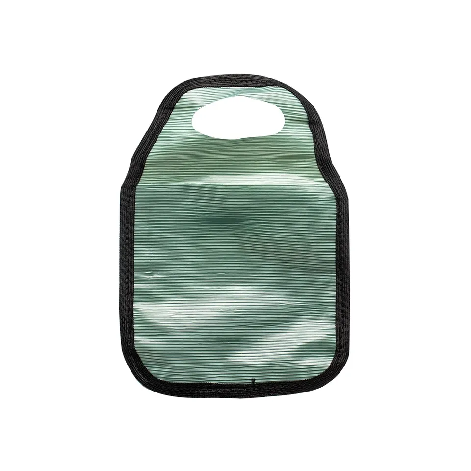 Lixocar de plástico reciclável na cor verde
