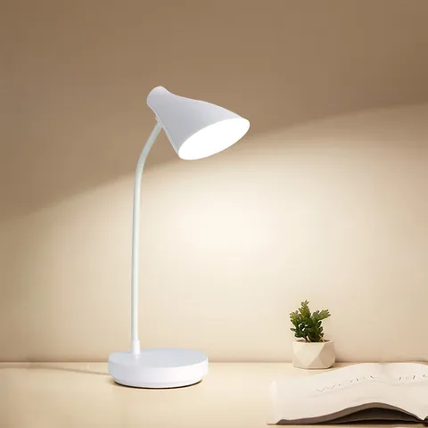 Luminária articulável em LED recarregável