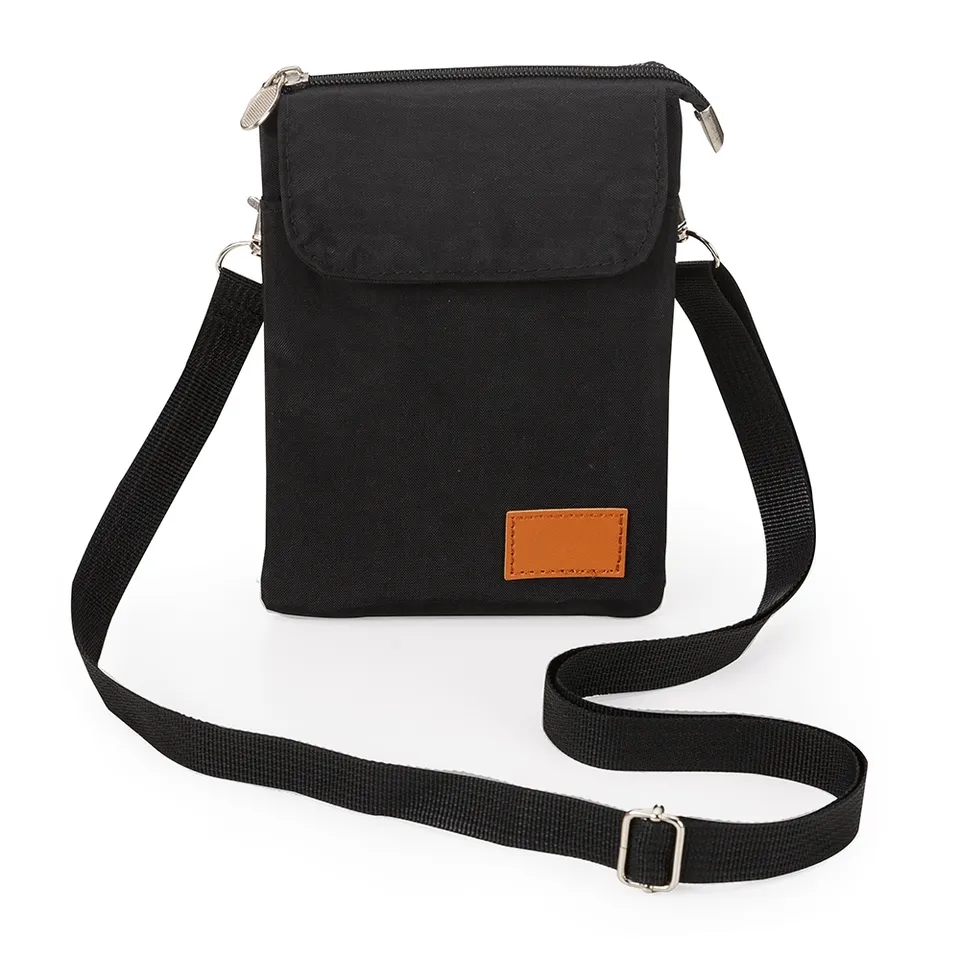 Mini bolsa transversal de nylon personalizada 1 litro na cor preto