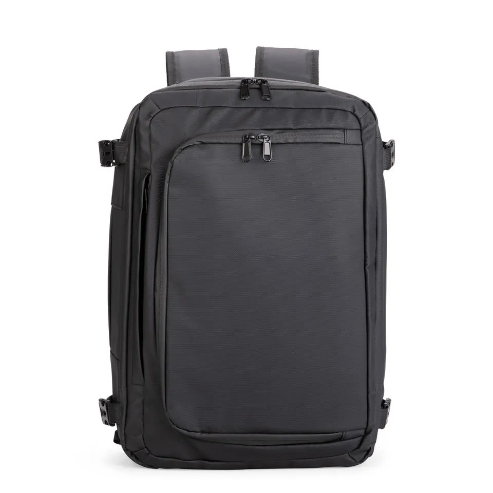 Mochila para notebook de couro sintético personalizada 28 litros na cor preto