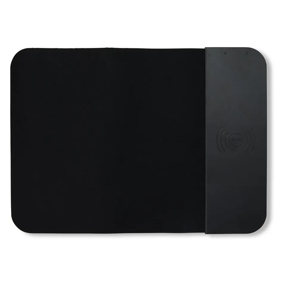 Mouse pad personalizado com carregador na cor preto