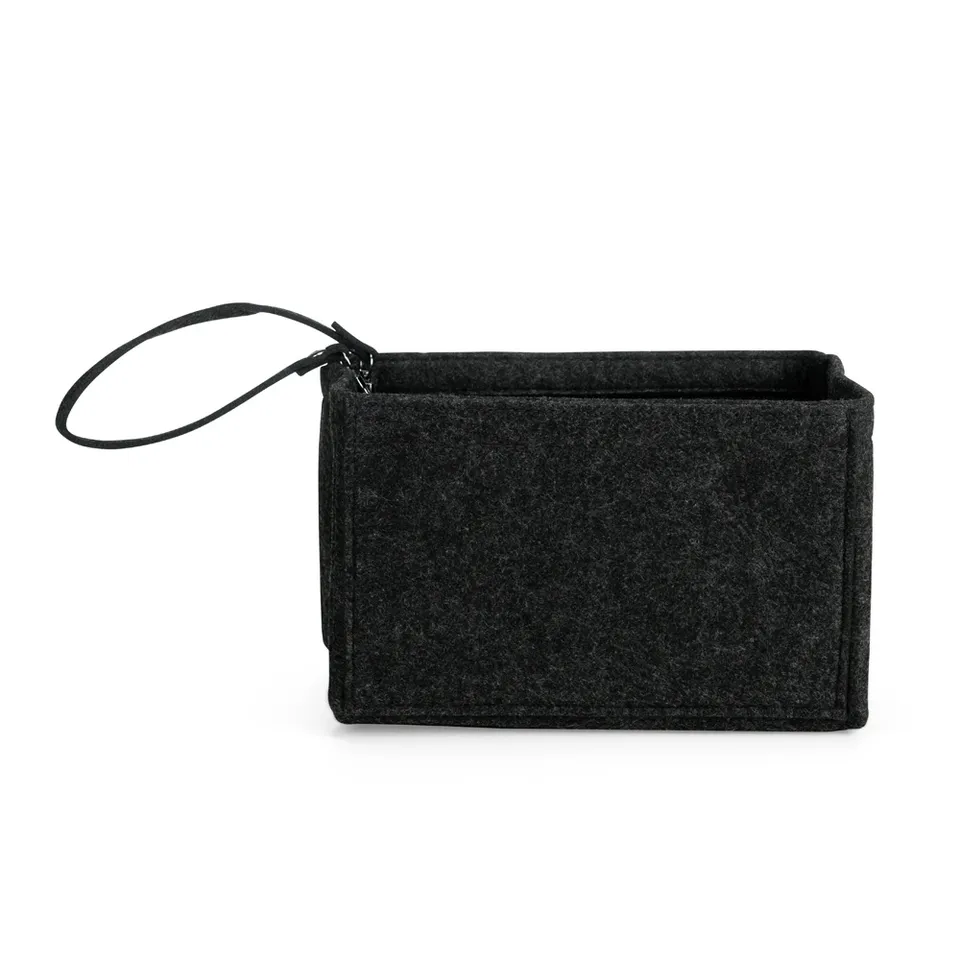 Necessaire de feltro organizadora personalizada na cor cinza