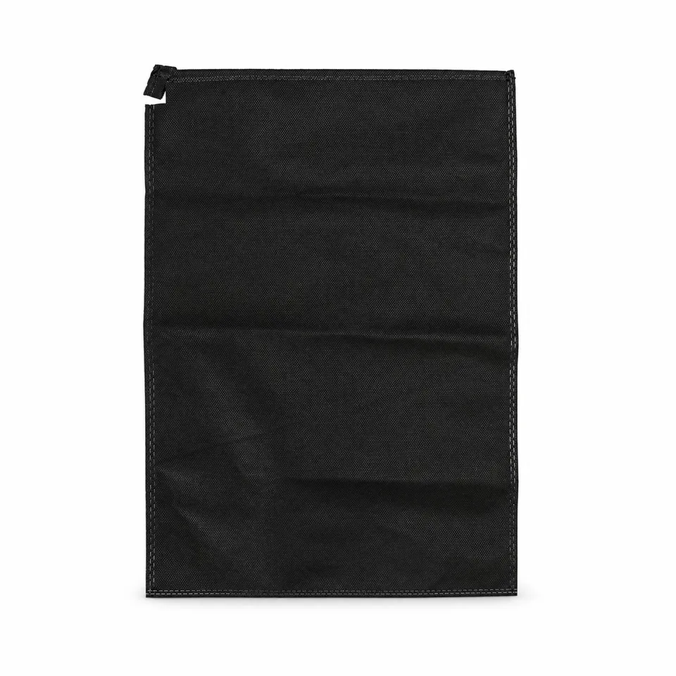 Saco TNT com cordão personalizado na cor preto