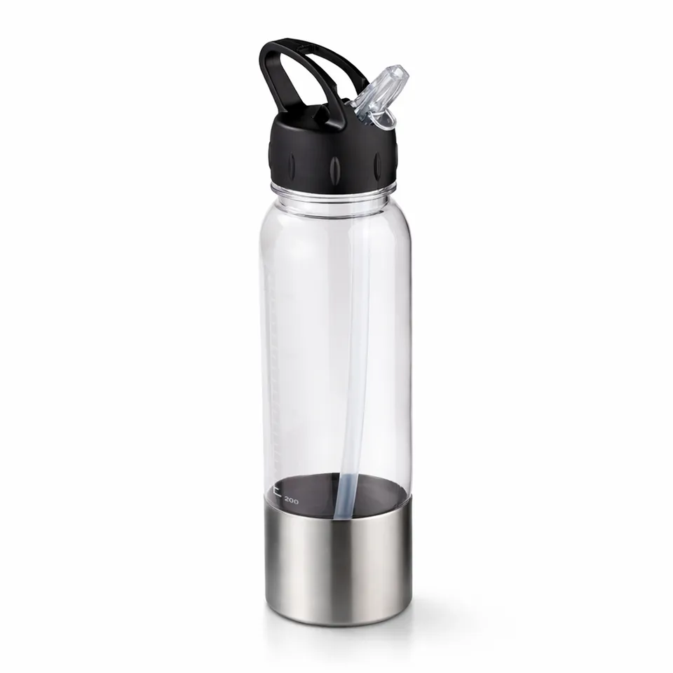 Squeeze plástico personalizado 750 ml com canudo e marcação de volume na cor preto