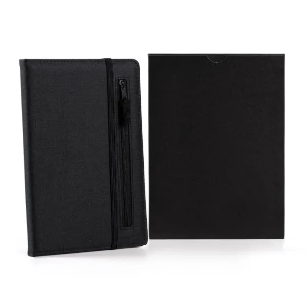 CADERNO FSC C/ PAUTA E ZÍPER - CAPA EM RPET PRETO - 14X21CM